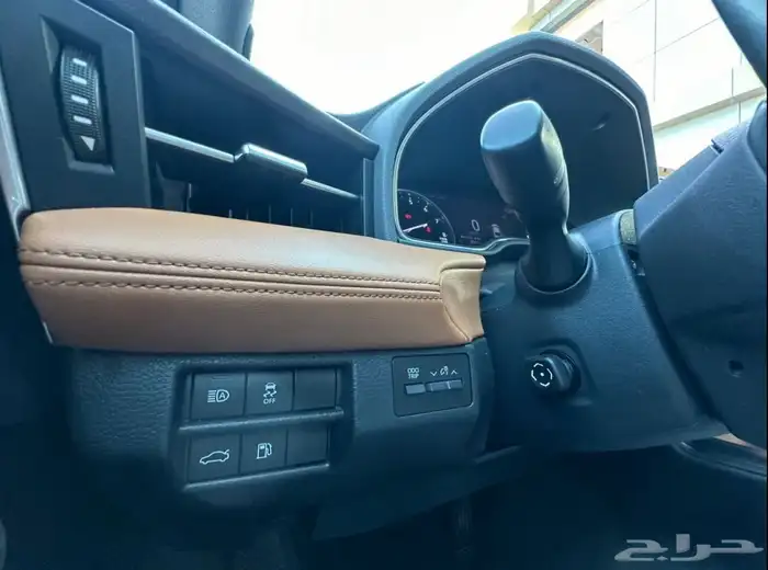 تايوتا فالون ليمتد خليجي اعلى فئة 9