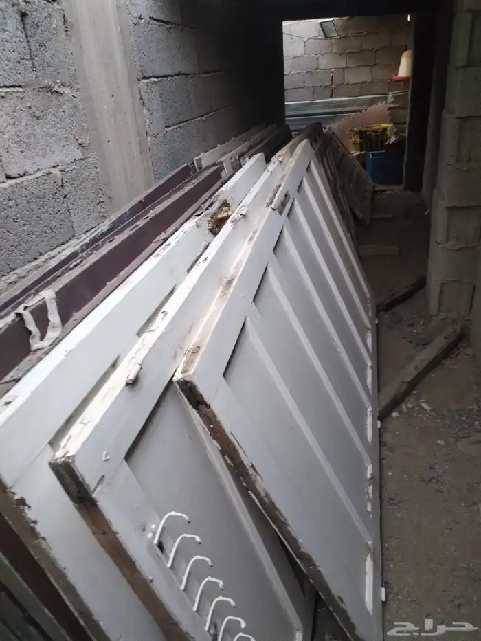 ابواب خشب بدون حلق 1