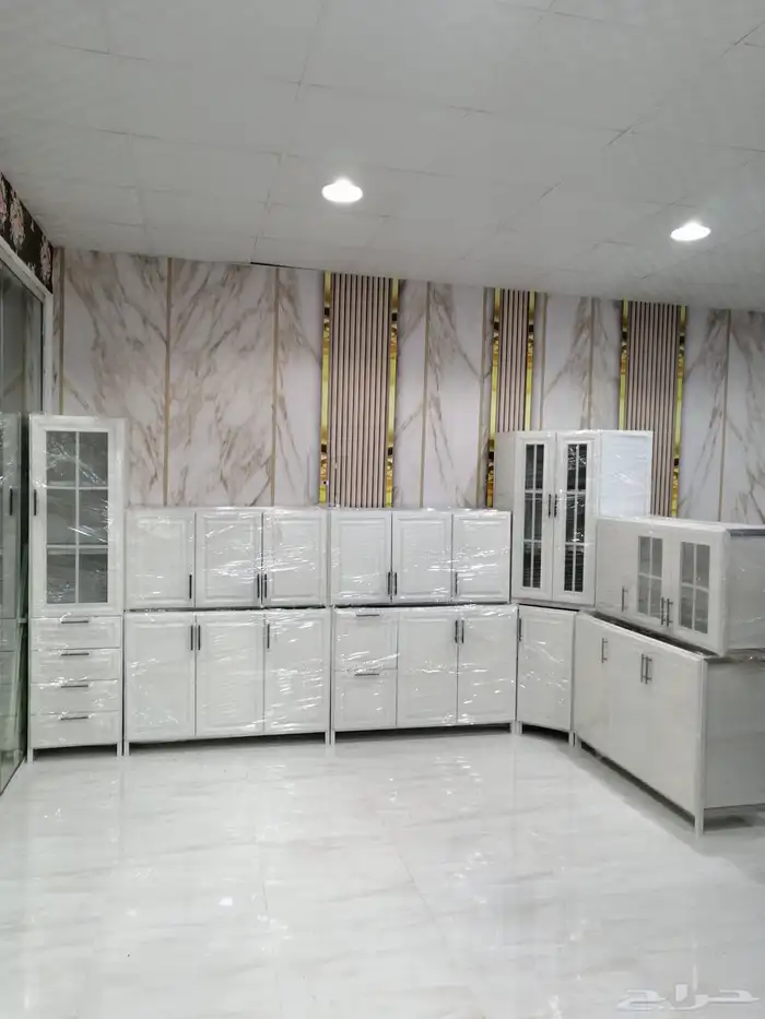 مطابخ جديده جاهزه تتوفر جميع الألوان ب2500 شامل التوصيل والت 4