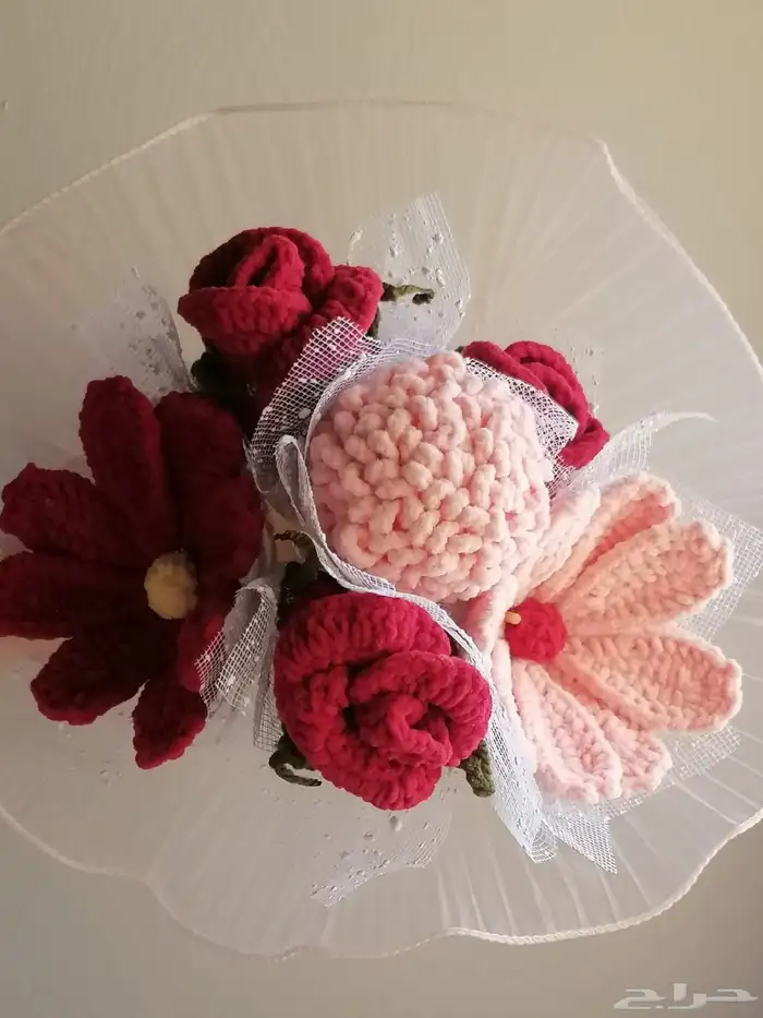 وردات جوري كبيرة وباقات ورد بخيوط الصوف 7