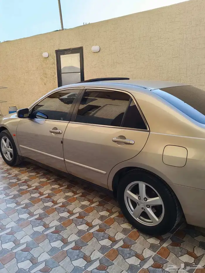 هوندا اكورد موديل 2004 فل كامل نظيفة 6