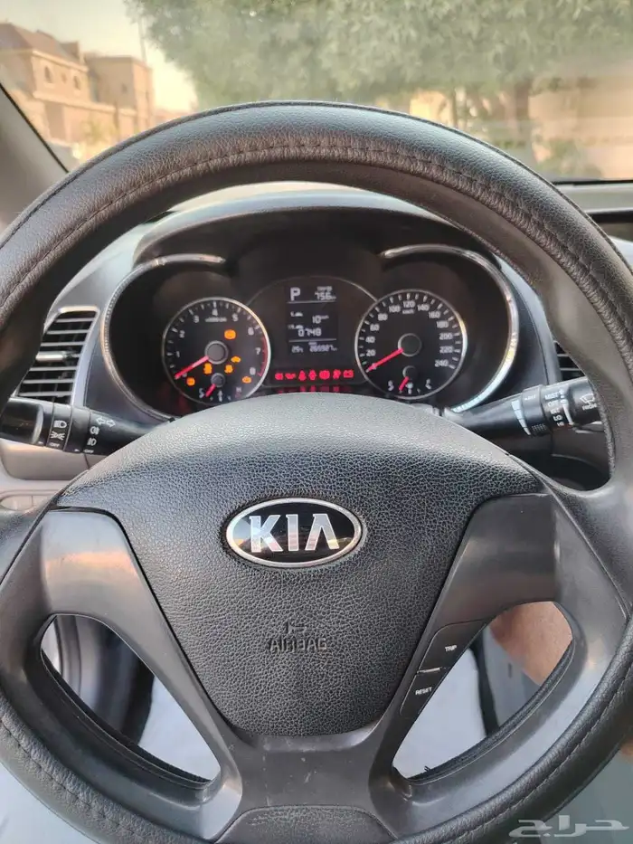 للبيع كيا سيراتو 2018 5