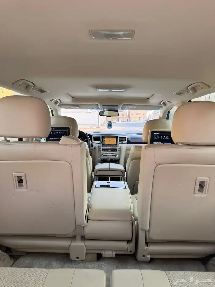 جيب لكزس LX570 موديل 2014 لؤلؤي ماشي 150 الف 20