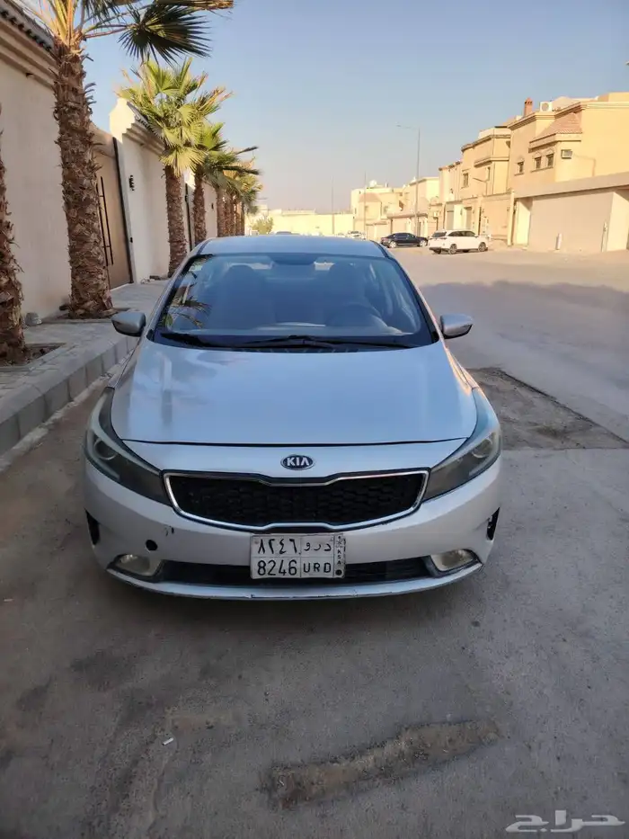 للبيع كيا سيراتو 2018 1