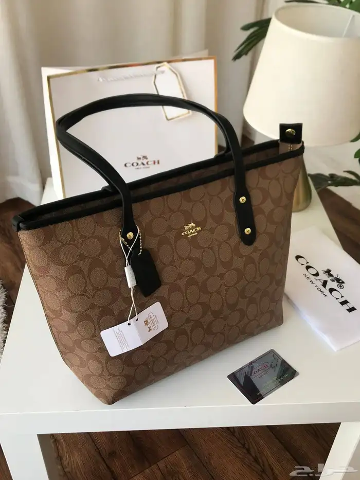 شنط ماركه وشوزات ماركه يوجد جمله 11