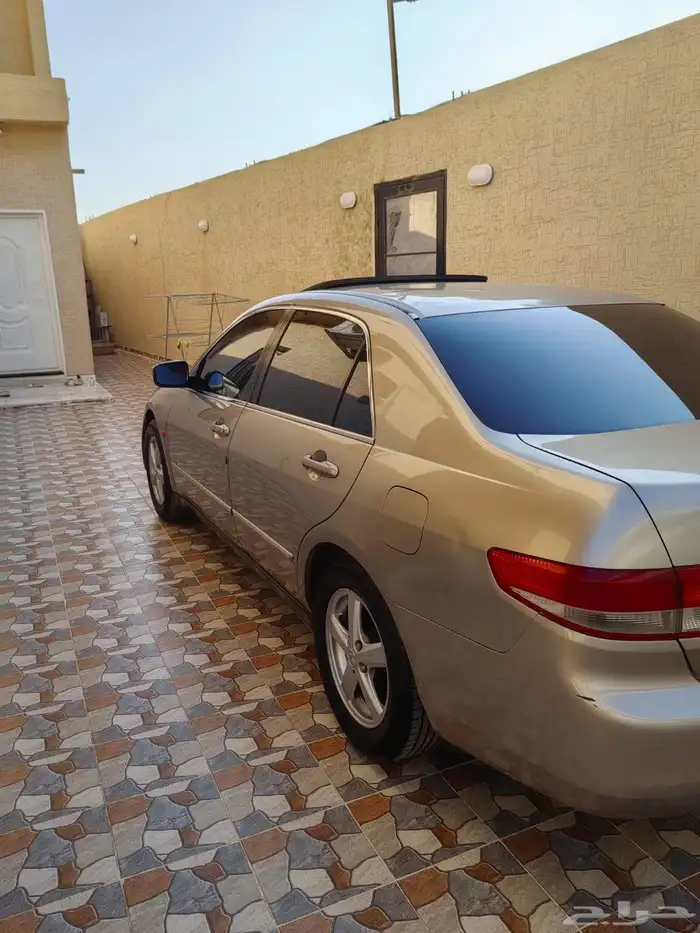 هوندا اكورد موديل 2004 فل كامل نظيفة 7