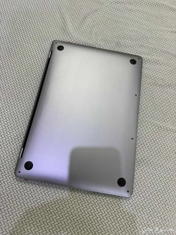 ماك بوك برو 2017 3