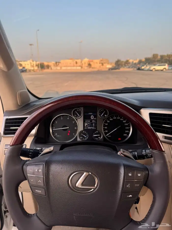 جيب لكزس Lx570 13