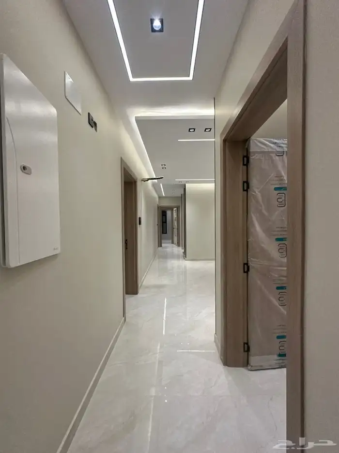 شقق للبيع بمداخل مستقلة و اسطح خاصة 3