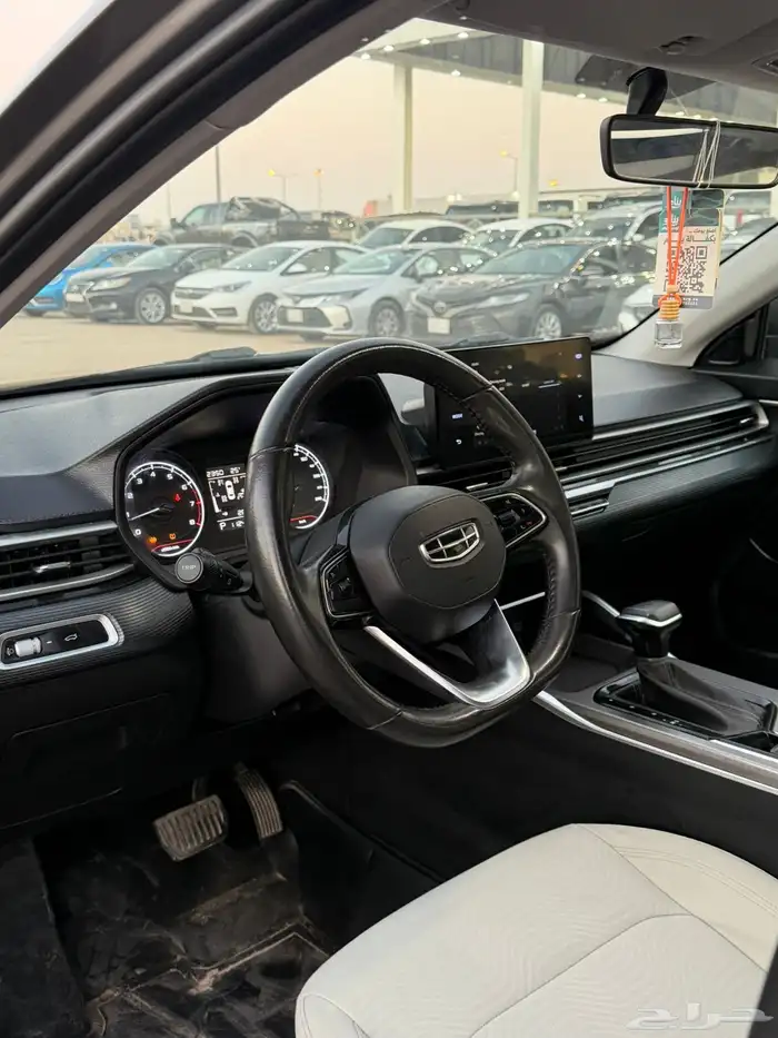 جيلي امجراند 2023 12