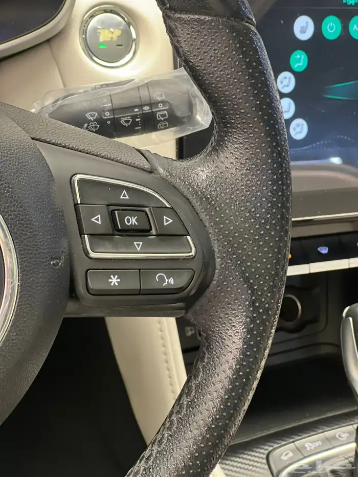 MG ZS - 2022 - فل كامل 25