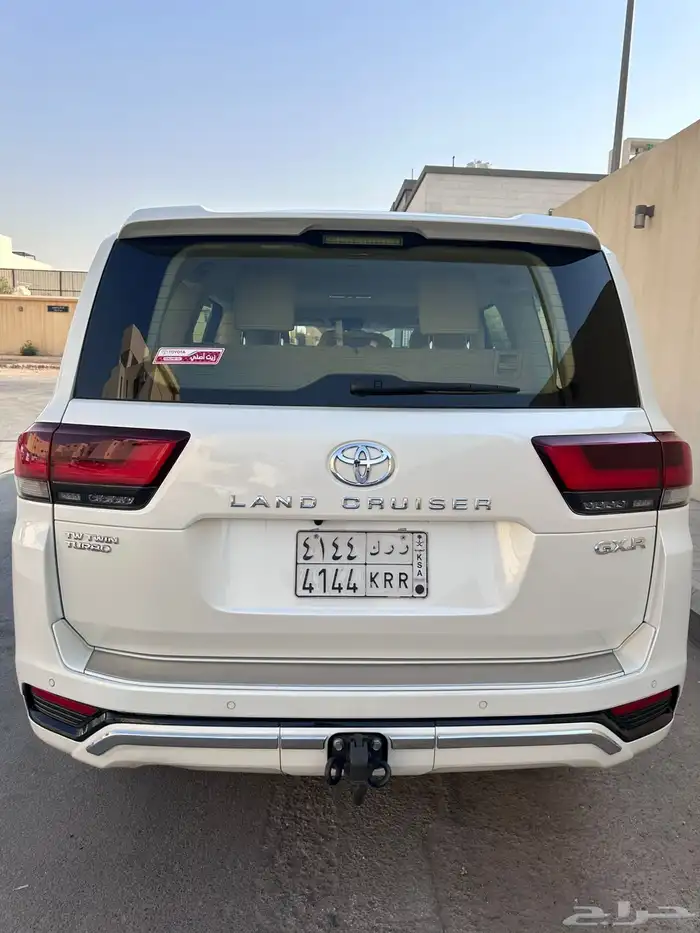 للبيبع تويوتا لاندكروزر 9