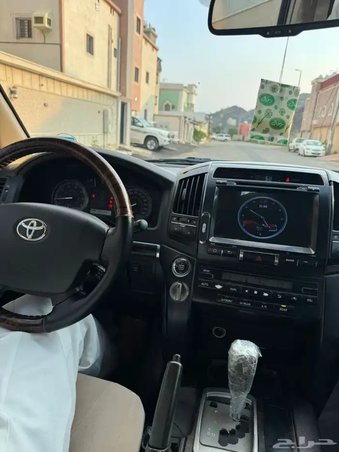 للبيع لاندكروزر 2009 جي اكس ار 8