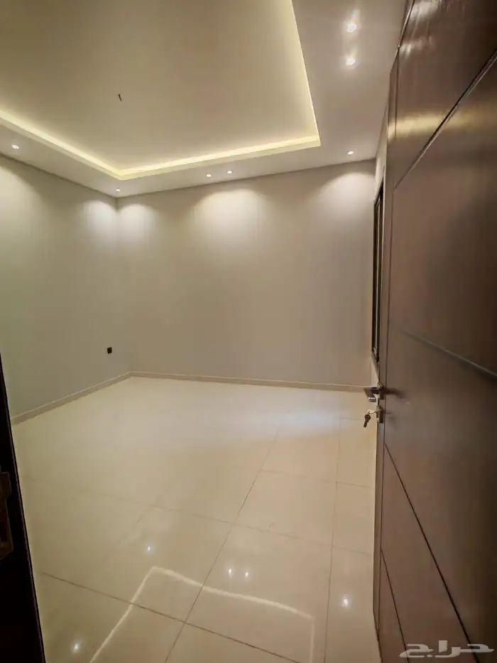 للبيع فلل دورين و ملحق با الخميس حي دوره الموسى وسط الخدمات 31