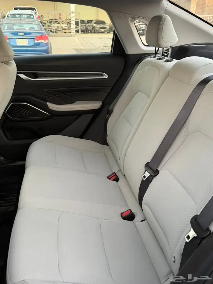 جيلي امجراند 2023 6