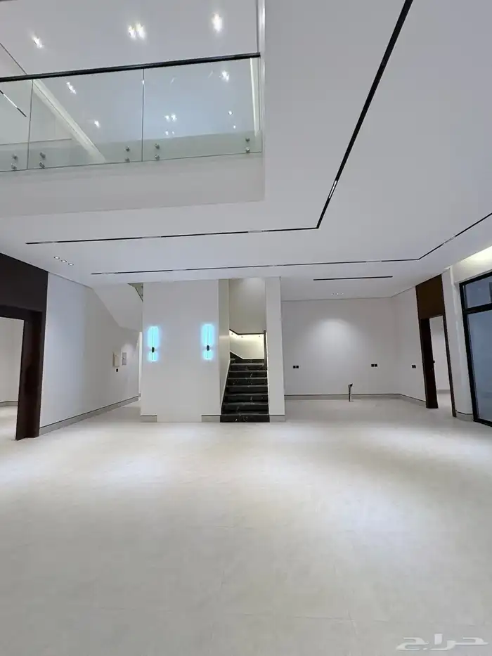 فيلا 240م مميزة للبيع 27