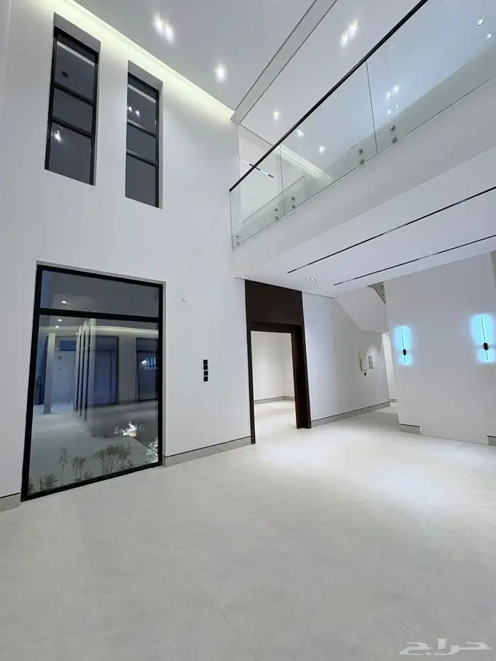 فيلا 240م مميزة للبيع 28