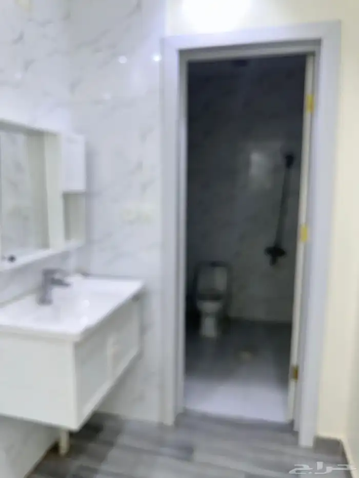 فله لإيجار في حي طويق 19