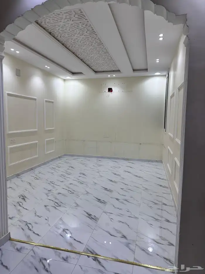 فله لإيجار في حي طويق 16