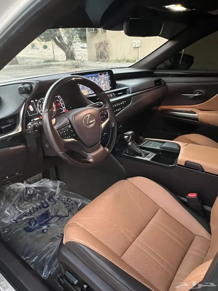 لكزس ES 250 DD 2021 فل كامل موتر شرط وكاله قمه بنضافه 15