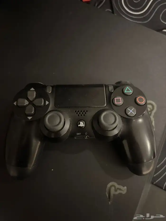 سوني 4 برو مع شاشة 3