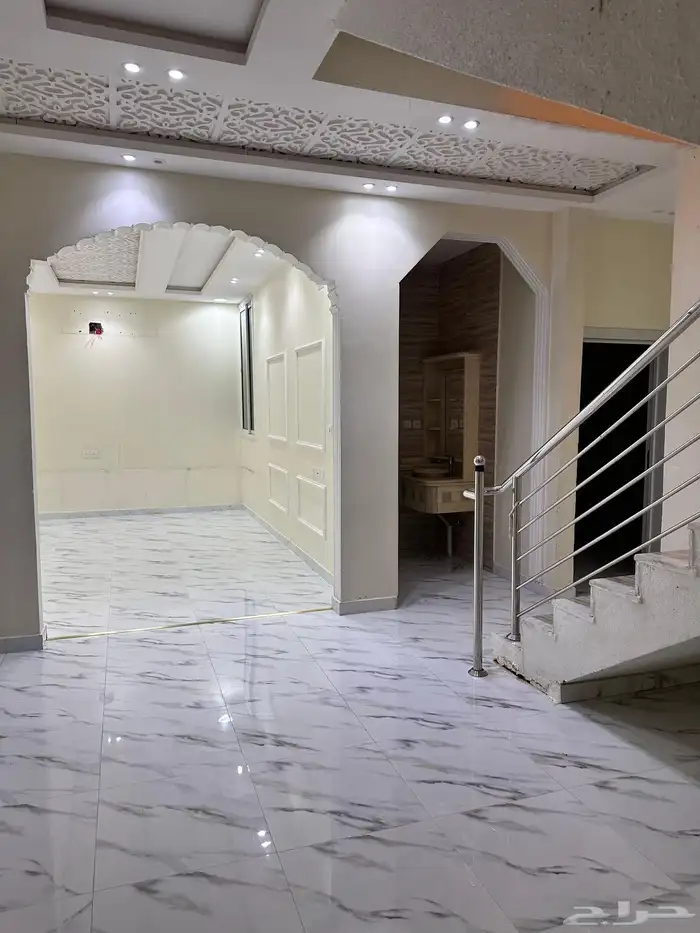 فله لإيجار في حي طويق 20