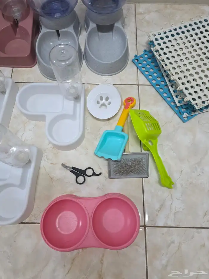 للبيع أقفاص وملحقات قطط وأرانب وكلاب مستعملة بحالة ممتازه 10