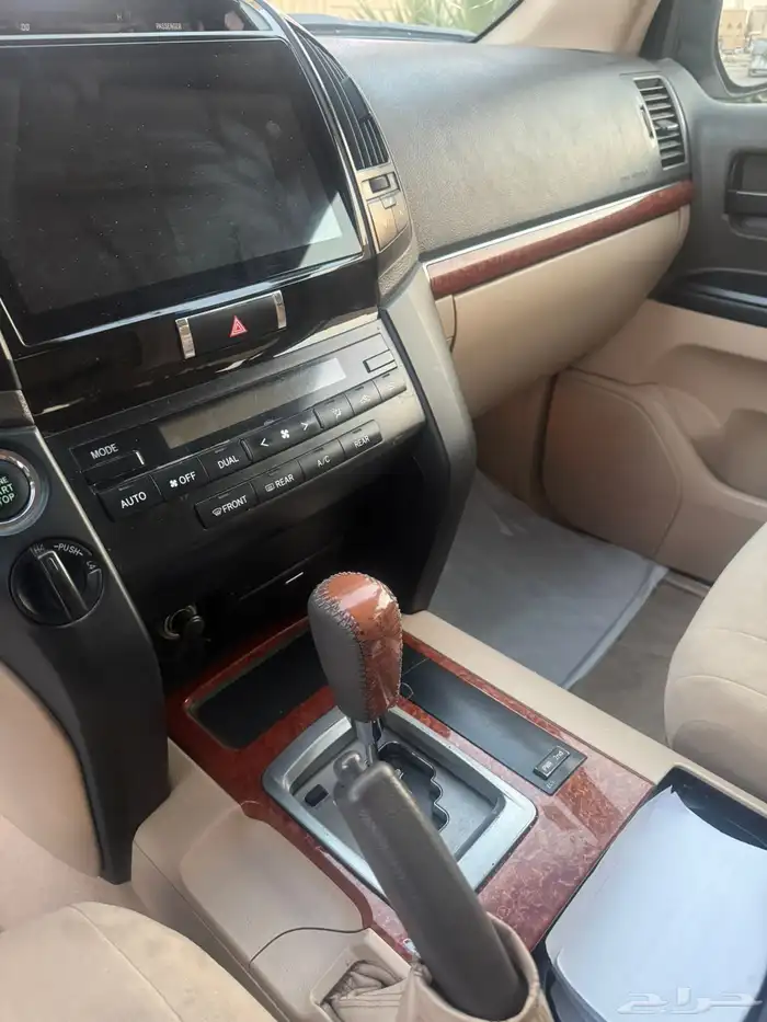 لاند كروزر جي اكس ار 2015 للبيع 6