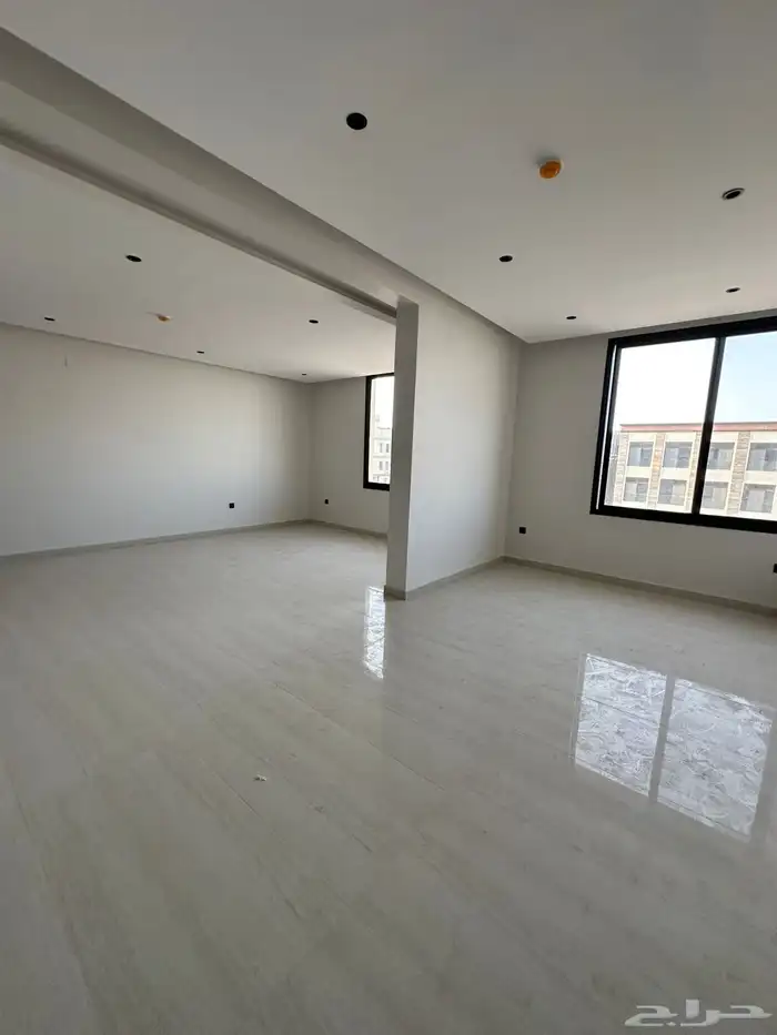 شقه علويه فاخره بحي الحزم للبيع 9