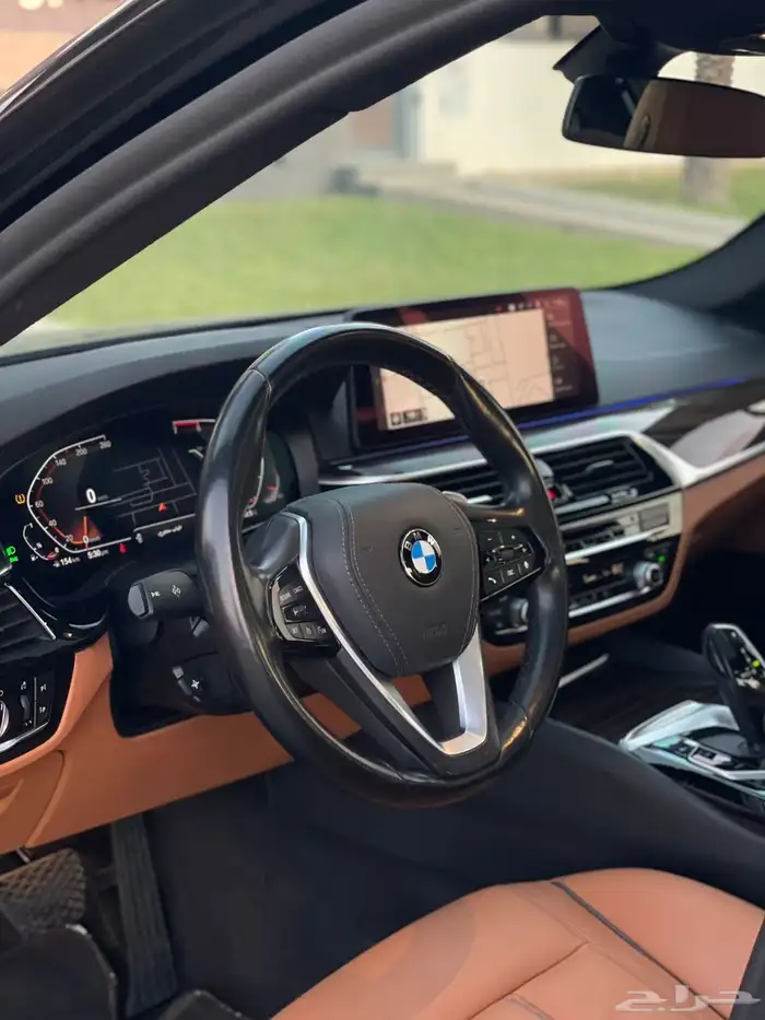 بي ام دبليو 520i 2022 للبيع 12