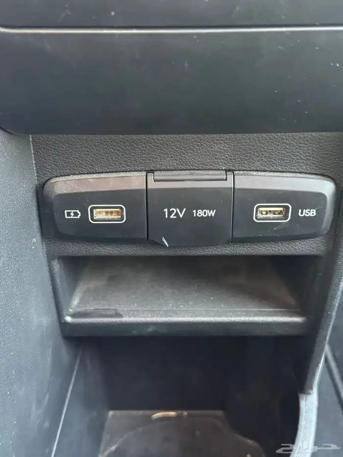 للبيع ستاريا 2023 بنزين ( شبة الجديد ) 16