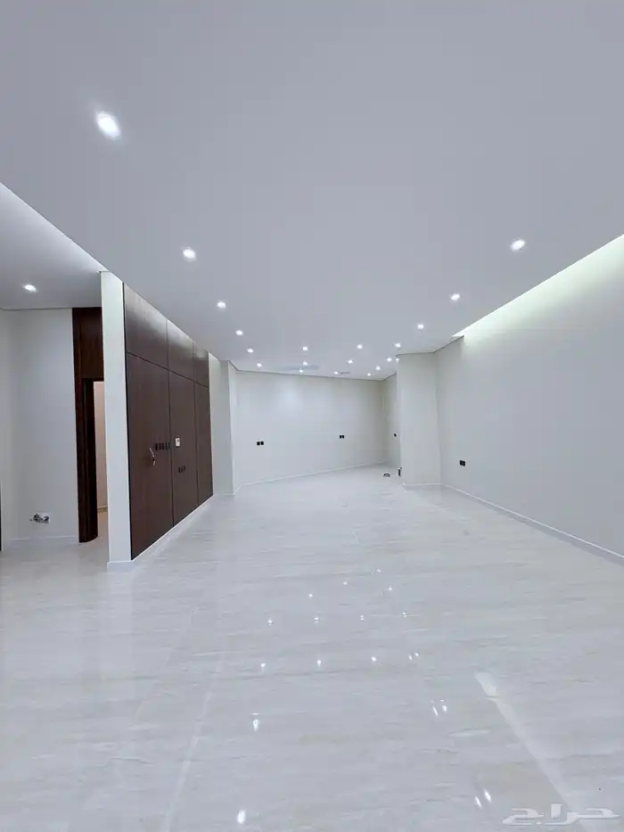 فيلا 240م مميزة للبيع 4