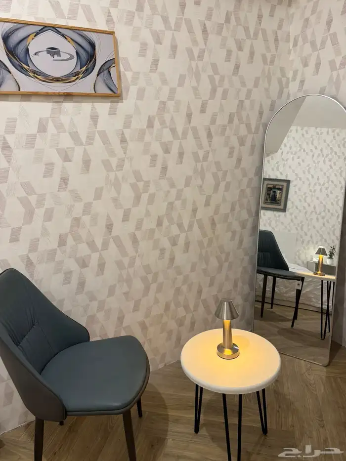 غرفة مؤثثة للإيجار السنوي في حي النزهه 4