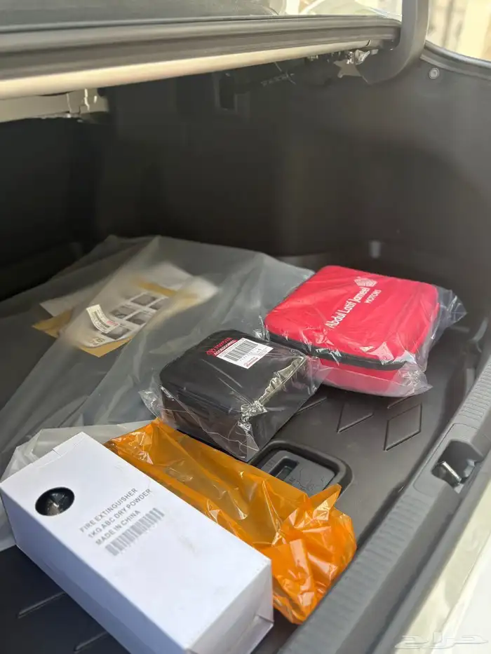 كامري E هجين 2025 1