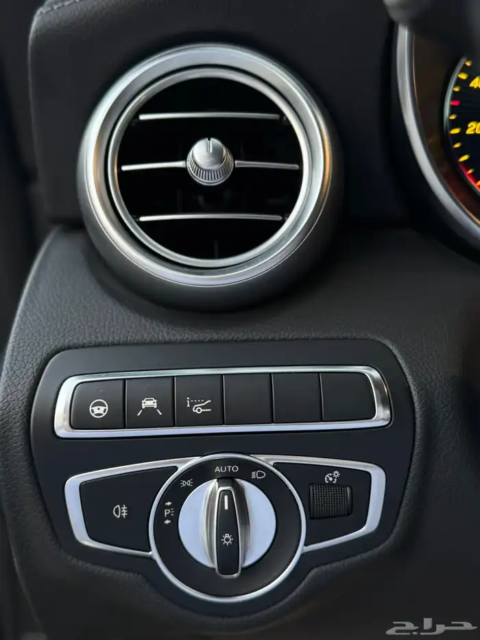 مرسيدس C200 2023 Coupe full options 12