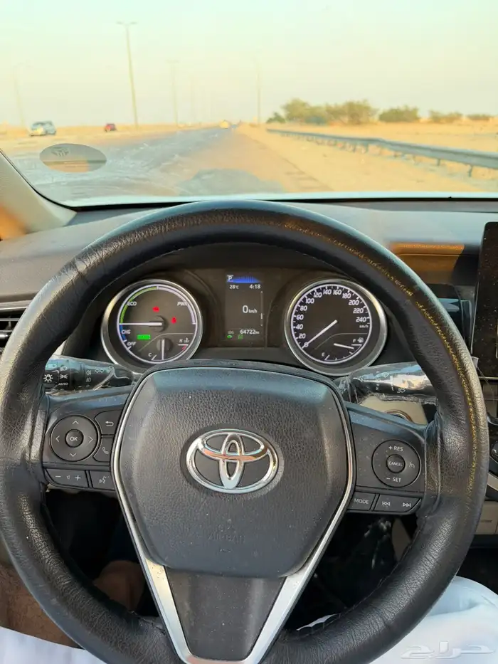 كامري 2023 هايبرد فل gle 10