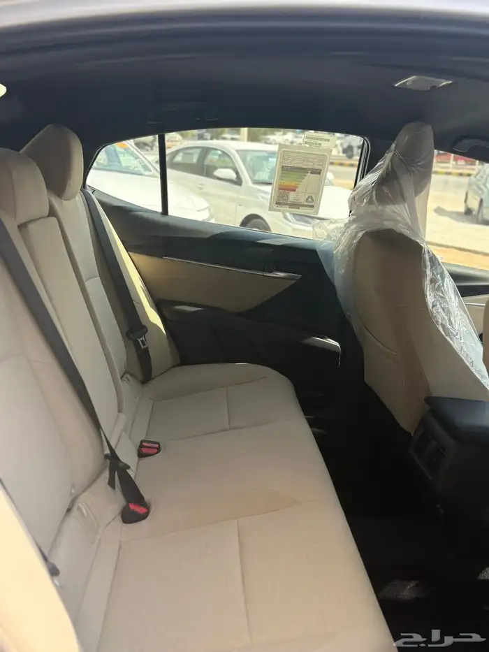 كامري E هجين 2025 2