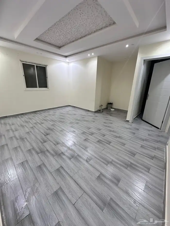 فله لإيجار في حي طويق 3