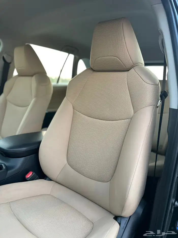 تويوتا راف فور LE 2024 هايبرد 16