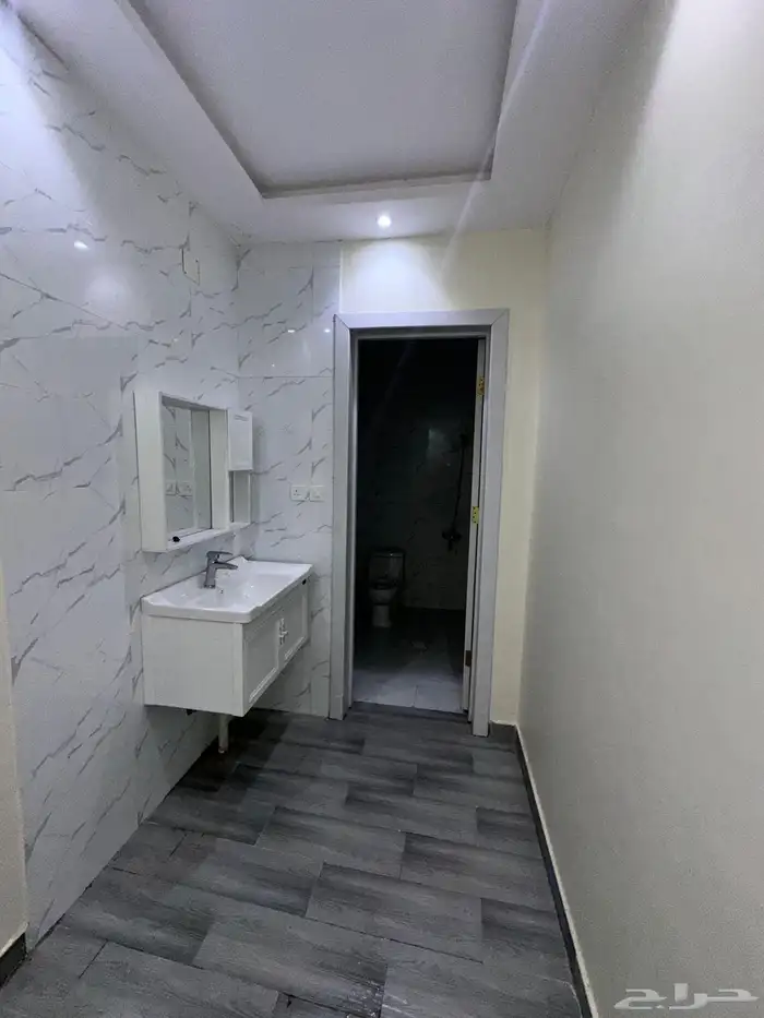 فله لإيجار في حي طويق 15