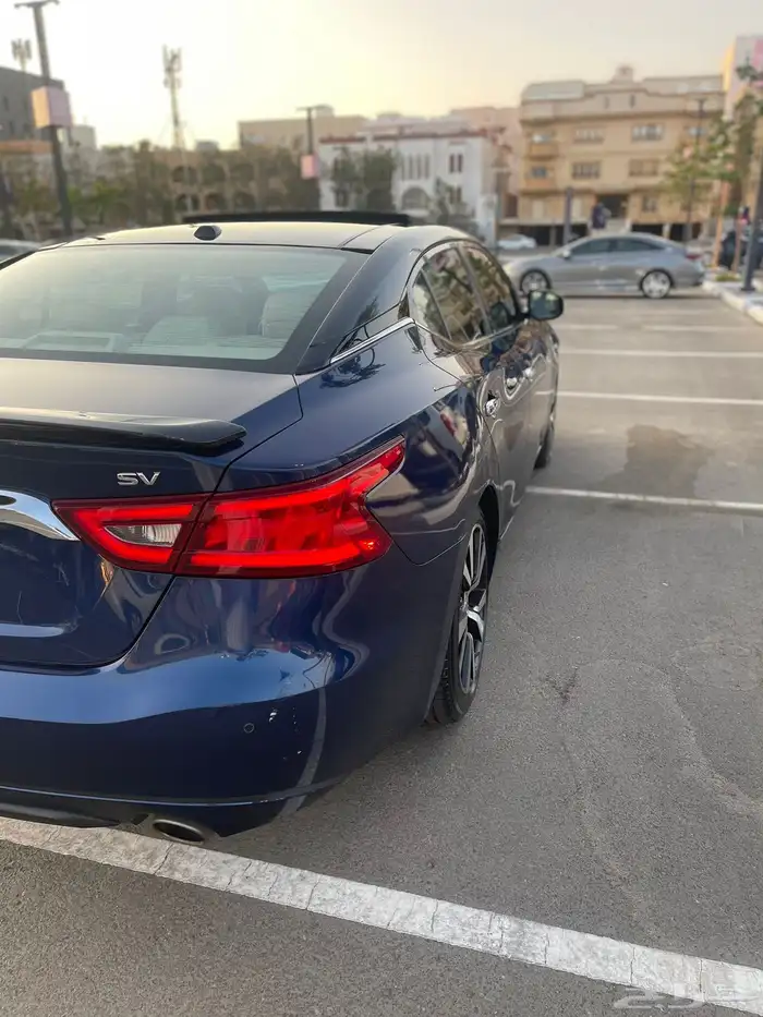 نيسان ماكسيما 2018 مالك واحد ممشى قليل 5