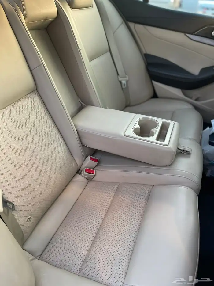 نيسان ماكسيما 2018 مالك واحد ممشى قليل 9