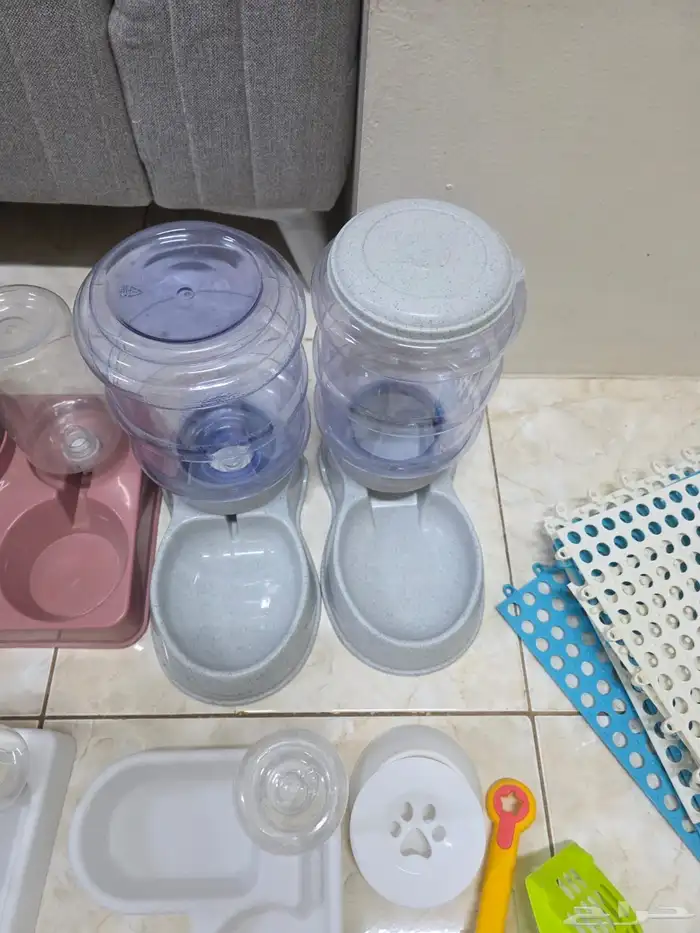 للبيع أقفاص وملحقات قطط وأرانب وكلاب مستعملة بحالة ممتازه 9