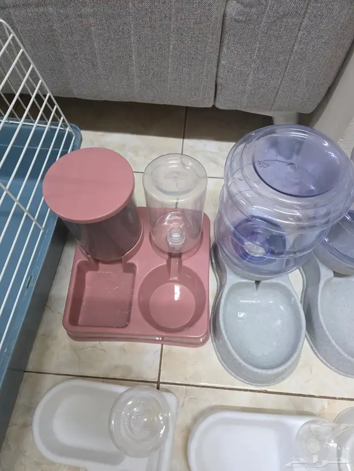 للبيع أقفاص وملحقات قطط وأرانب وكلاب مستعملة بحالة ممتازه 8