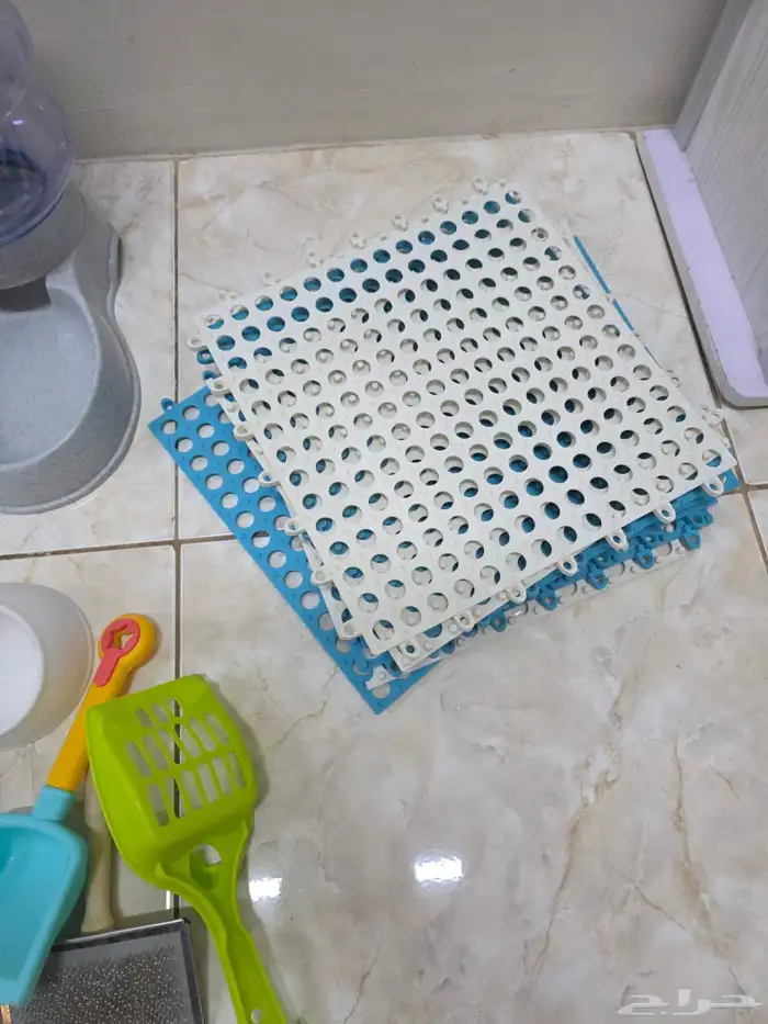 للبيع أقفاص وملحقات قطط وأرانب وكلاب مستعملة بحالة ممتازه 3