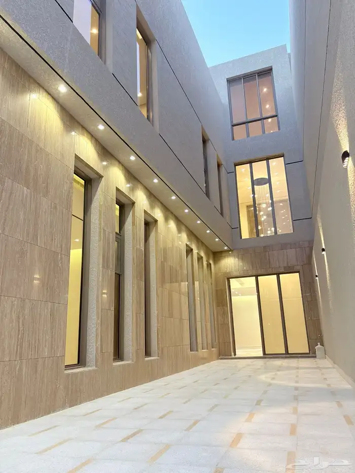 فيلا 240م مميزة للبيع 5