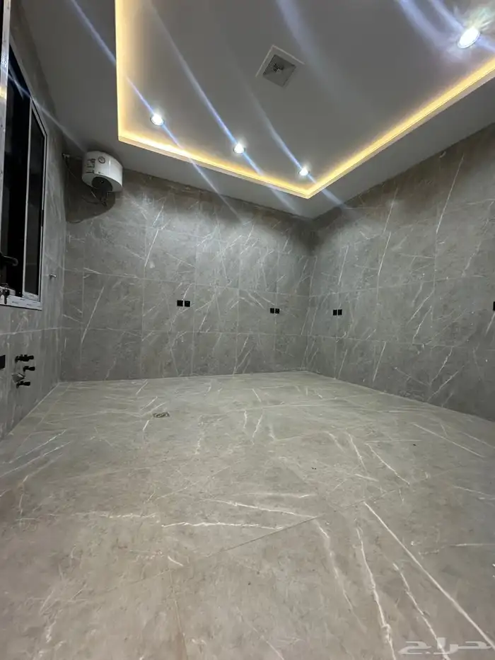 شقق دور ارضى وعلوى للبيع بحى الصفا 12