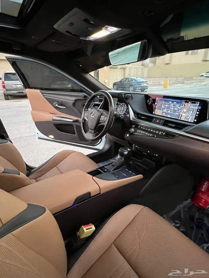 لكزس ES 250 DD 2021 فل كامل موتر شرط وكاله قمه بنضافه 12