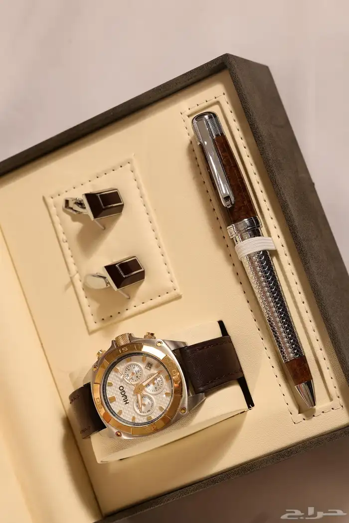 ساعة مع طقم 3