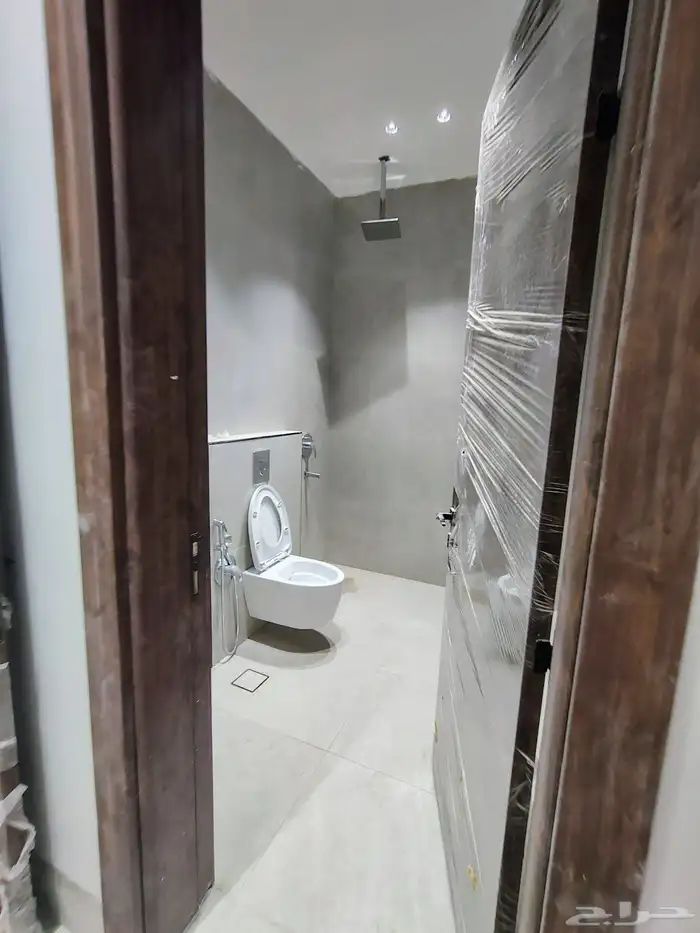 فيلا للبيع المهديه مساحه 250 متر السعر 2 مليون 200 الف 4